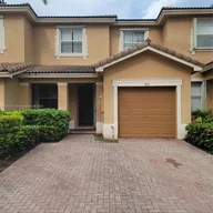 Casa a la renta en 933 NE 42nd Ave, Homestead FL 33033