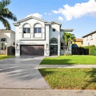 Casa a la venta en 6014 SW 160th Ave, Miami FL 33193