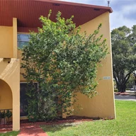 Casa a la venta en 13731 SW 84th St, Miami FL 33183