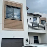 Casa a la venta en 533 NE 206th Ln # 533, Miami FL 33179