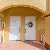 Apartamento a la venta en 7546 W 20th Ave # 205, Hialeah FL 33016