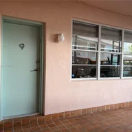Apartamento a la venta en 6881 Bay Dr # 9, Miami Beach FL 33141