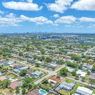 Casa a la venta en 4601 Jackson St, Hollywood FL 33021