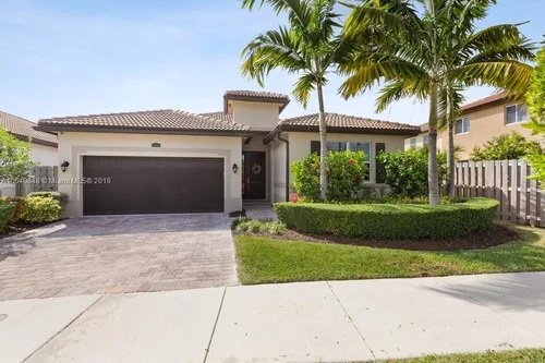 25054 SW 118 PL, Miami FL 33032