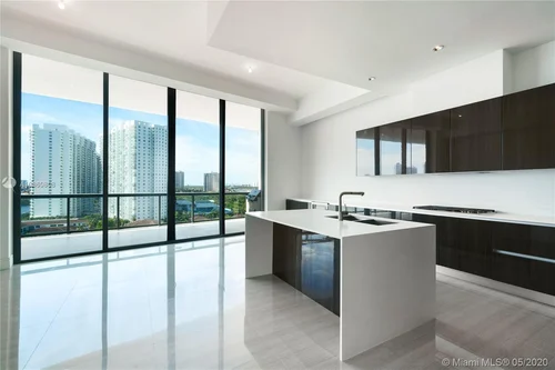 3250 NE 188th St, Aventura FL 33180