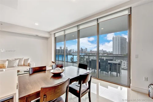 3250 NE 188th St # 604, Aventura FL 33180