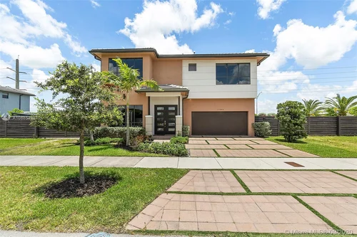 15905 SW 136th Ter, Miami FL 33196