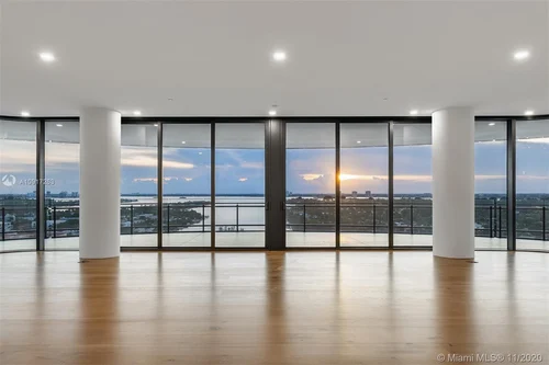 8701 Collins Ave # 1505, Miami Beach FL 33154