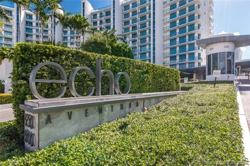 3250 NE 188th St # 904, Aventura FL 33180
