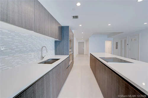 1150 NE NE 102 # 404, Bay Harbor Islands FL 33154