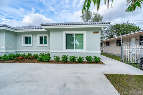 6035 SW 40th Ct, Miramar FL 33023