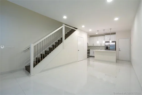 2630 NE 213th St # 109, Miami FL 33180