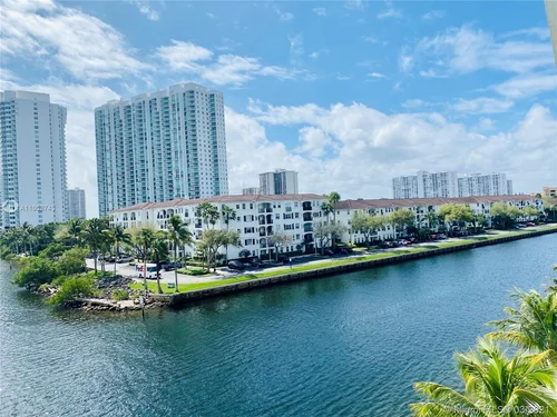 3300 NE 188th St # 313, Aventura FL 33180