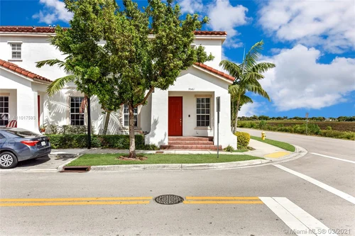 9561 SW 171st Pl, Miami FL 33196