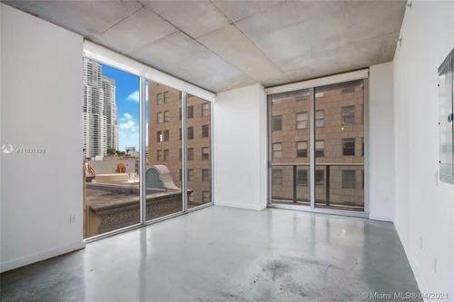 151 SE 1st St # 602, Miami FL 33131