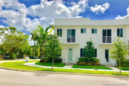 2601 NE 212th Ter # 110, Miami FL 33180