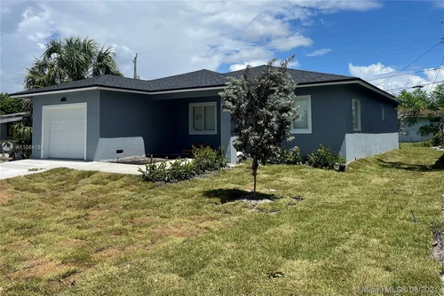 2955 NW 1st St, Pompano Beach FL 33069