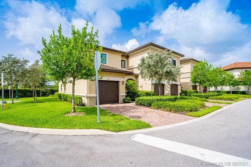 4230 N Dixie Hwy # 109, Oakland Park FL 33334