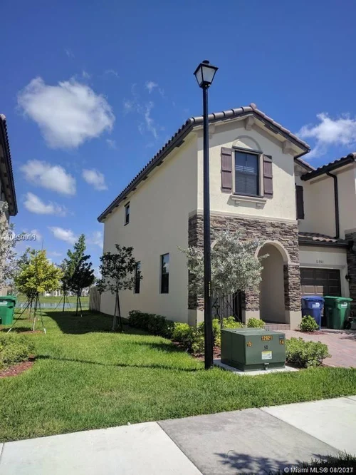 11553 SW 253rd St, Homestead FL 33032