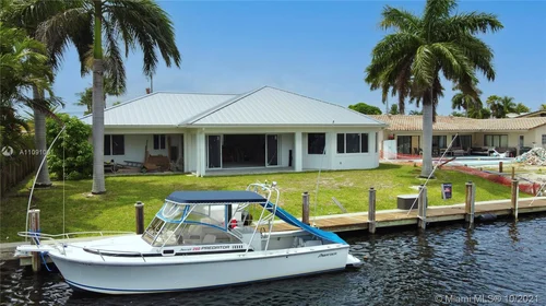 1300 SE 7th Ave, Pompano Beach FL 33060