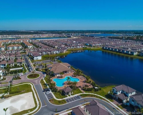 9252 W 33rd Way # 9252, Hialeah FL 33018