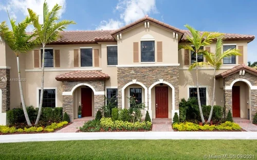 472 SE 32nd Ave, Homestead FL 33033