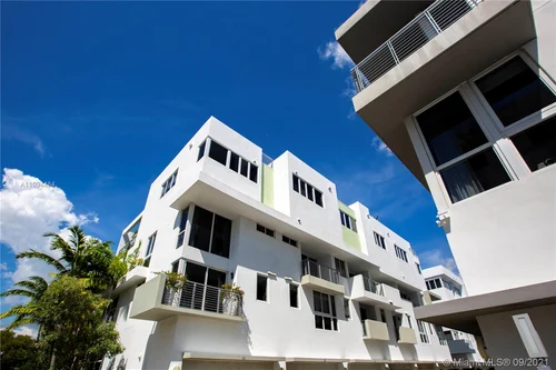 83 N Shore Dr, Miami Beach FL 33141