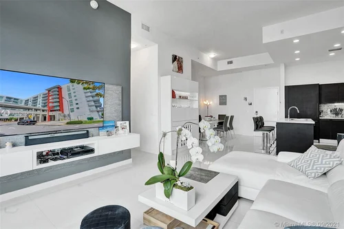 7751 NW 107th Ave # 807, Miami FL 33178