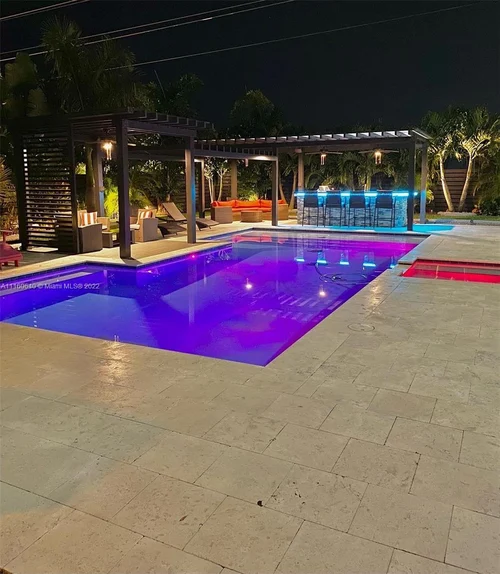 15925 SW 136th Ter, Miami FL 33196