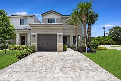 525 NW 36th Ave, Pompano Beach FL 33069