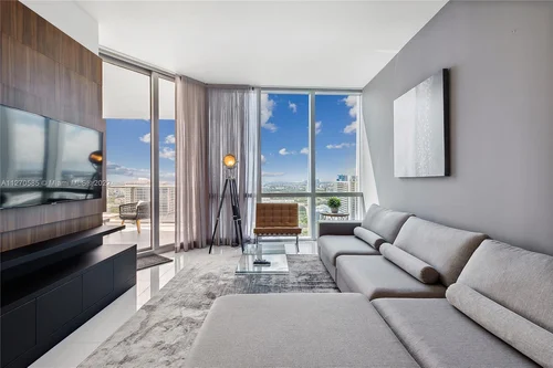 851 NE 1st Ave # 2508, Miami FL 33132