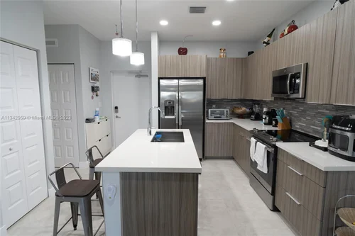 4740 NW 84th Ct # 47, Doral FL 33166