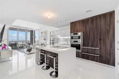 851 NE 1st Ave # 3600, Miami FL 33132