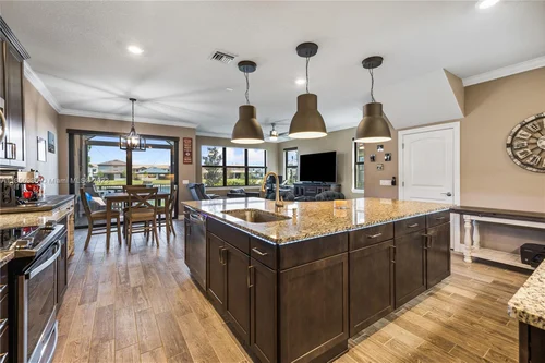 4790 San Fratello Cir, Lake Worth FL 33467