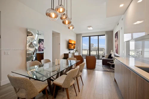 2960 NE 207th St, Aventura FL 33180