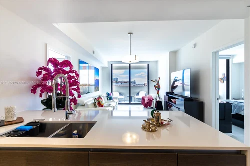 301 Altara Ave # 613, Coral Gables FL 33146