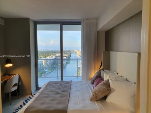 4010 S Ocean Dr # R2102, Hollywood FL 33019