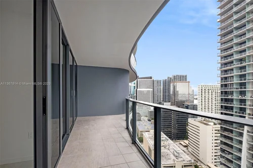 1000 Brickell Plaza # 3107, Miami FL 33131