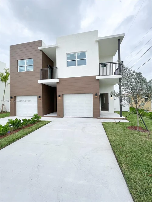 460 NW 27th Ave, Pompano Beach FL 33069