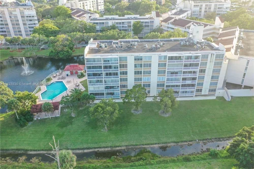 7051 Environ Blvd # 633, Lauderhill FL 33319