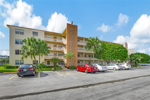 3037 Newcastle B # 3037, Boca Raton FL 33434