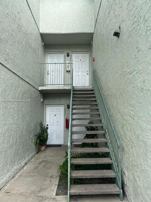 3940 NW 87th Ave # 0, Sunrise FL 33351