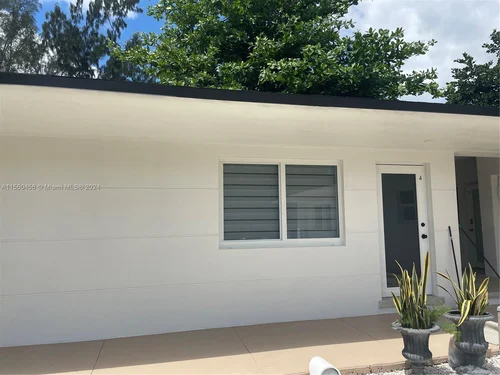 7800 NE 10th Ct # 4, Miami FL 33138