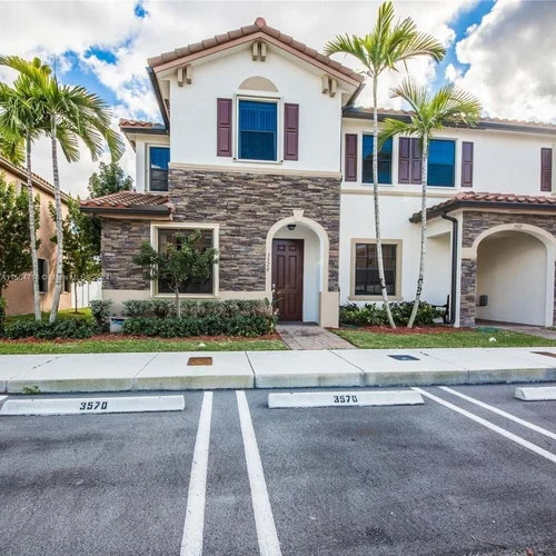 3570 W 88th Ter # 3570, Hialeah FL 33018