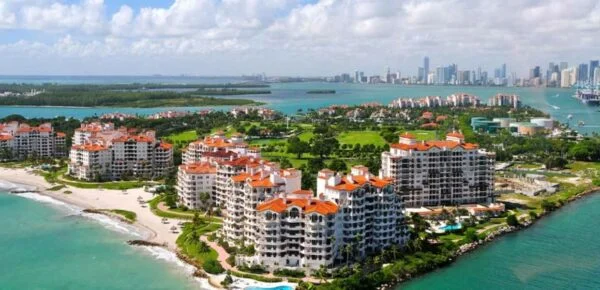 Conoce los barrios de Miami Beach en las islas.
