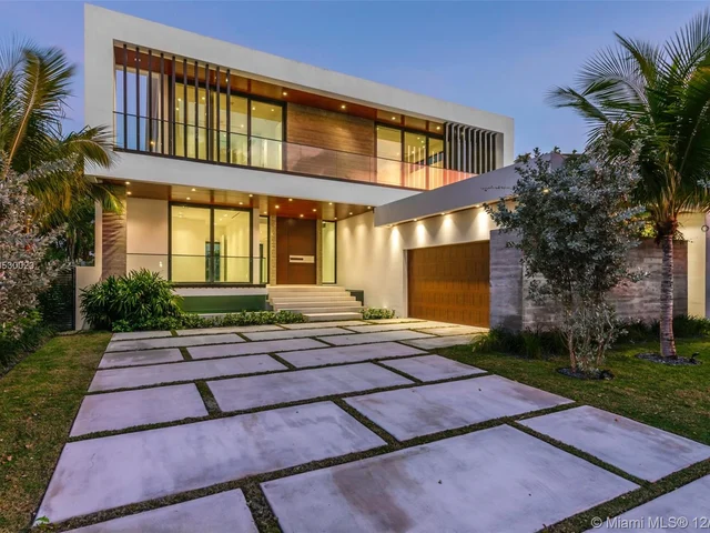 1413 BISCAYA DR, Surfside FL 33154