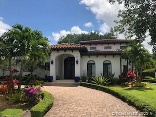 381 Navarre Dr, Miami Springs FL 33166