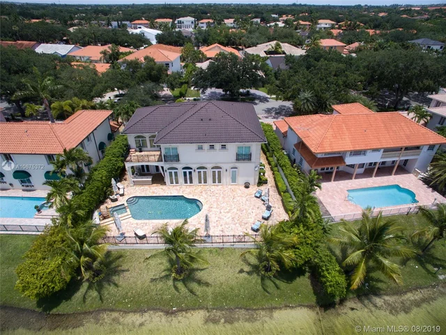 7954 NW 163rd Ter, Miami Lakes FL 33016