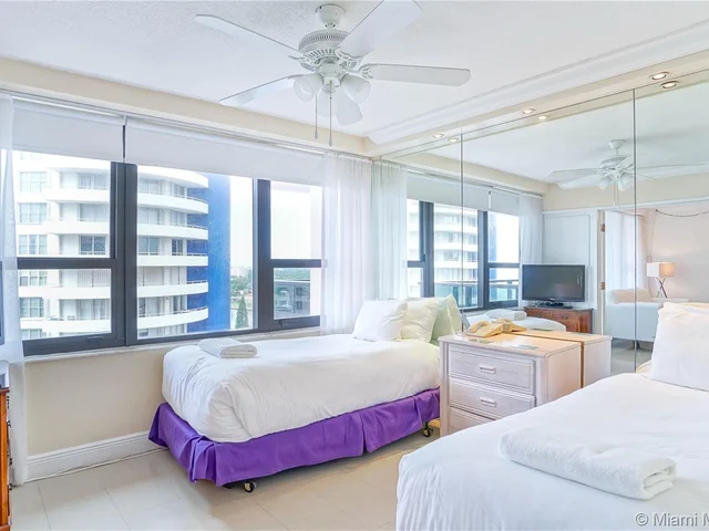 5225 Collins Ave # 1417, Miami Beach FL 33140