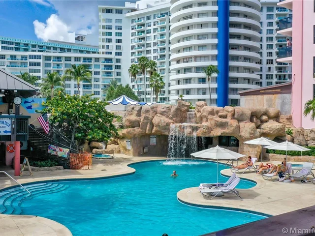 5225 Collins Ave # 1417, Miami Beach FL 33140